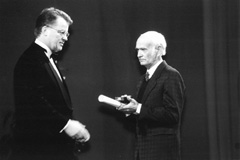 60.JPG (11635 BYTES)