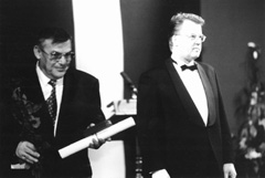 72.JPG (15677 BYTES)