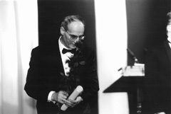 77.JPG (12610 BYTES)