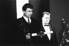 81.JPG (12745 BYTES)