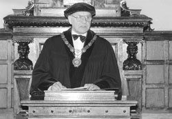 P4.JPG (17727 BYTES)