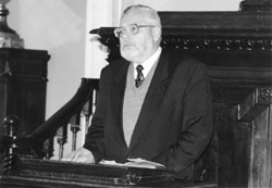 P6.JPG (13384 BYTES)