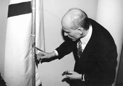 K6.JPG (16225 BYTES)