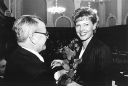 S10.JPG (19108 BYTES)