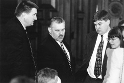 S8.JPG (17520 BYTES)