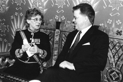 S3.JPG (24343 BYTES)