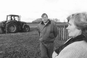 V1.JPG (24601 BYTES)