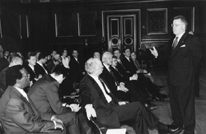 D4.JPG (26775 BYTES)