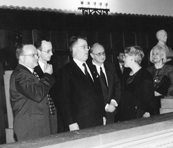 D10.JPG (23579 BYTES)