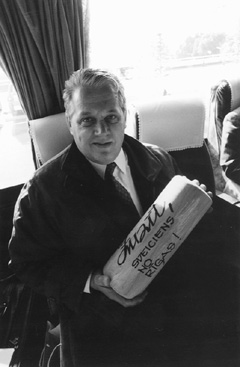 15.JPG (27012 BYTES)