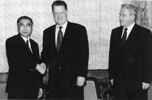 3B.JPG (22932 BYTES)