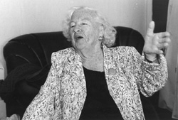 EB1.JPG (21825 BYTES)