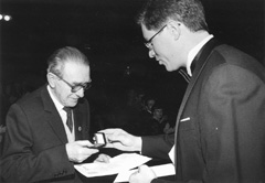 G6.JPG (15813 BYTES)