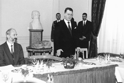 P3.JPG (20489 BYTES)