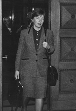 M12.JPG (15134 BYTES)