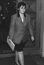 M16.JPG (14115 BYTES)