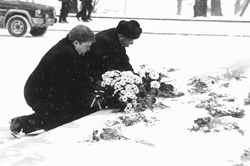 E5.JPG (19081 BYTES)