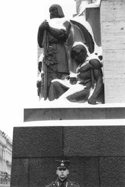 V2.JPG (36331 BYTES)