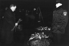 U3.JPG (14036 BYTES)