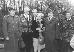 P4.JPG (26783 BYTES)