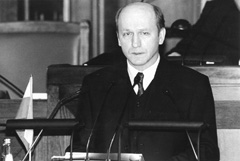 P3.JPG (16474 BYTES)