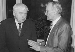 Z2.JPG (16996 BYTES)