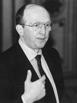 S1.JPG (28250 BYTES)