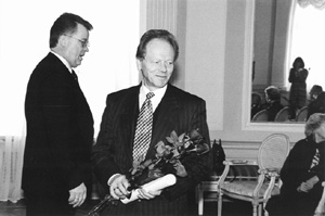 O2.JPG (24513 BYTES)