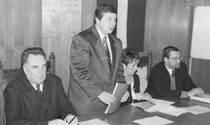 P1.JPG (27901 BYTES)