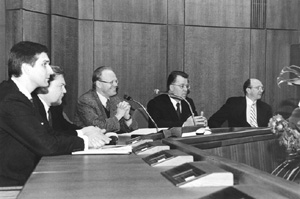 V1.JPG (27597 BYTES)