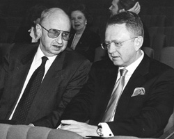 V2.JPG (21391 BYTES)