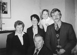 6ATT.JPG (19382 BYTES)