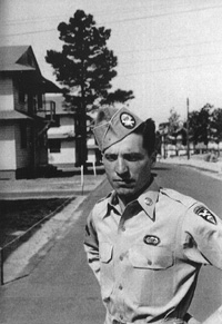 PO1.JPG (30645 BYTES)