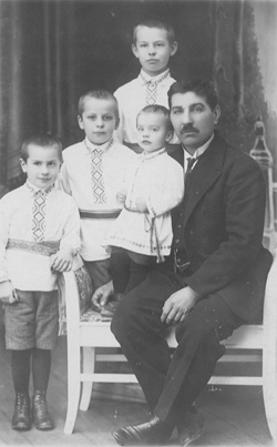 PO2.JPG (33522 BYTES)