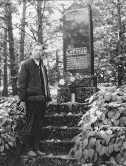 PO7.JPG (54176 BYTES)