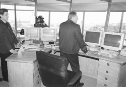 U15.JPG (21758 BYTES)