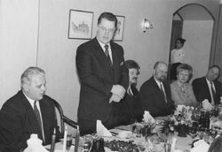 U21.JPG (21279 BYTES)