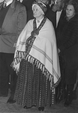 LL.JPG (23389 BYTES)