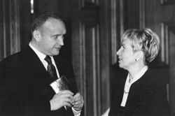 S1.JPG (15726 BYTES)