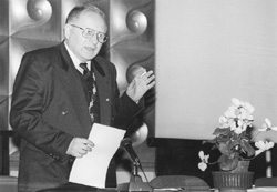 ZI1.JPG (18290 BYTES)