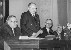 ZI5.JPG (13679 BYTES)