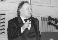 ZI6.JPG (12299 BYTES)