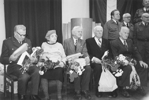 A2.JPG (28595 BYTES)