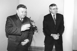 A4.JPG (16381 BYTES)