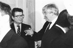 A6.JPG (17331 BYTES)