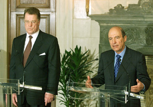 GRE3.JPG (41749 BYTES)