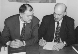 K4.JPG (18844 BYTES)