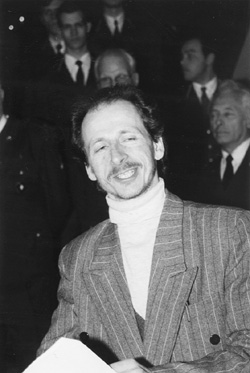 DZ1.JPG (31711 BYTES)