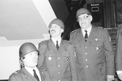 DZ2.JPG (17814 BYTES)