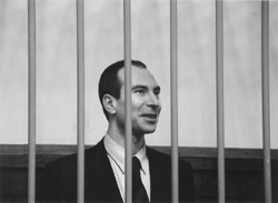 VI5.JPG (14387 BYTES)